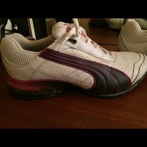 Women’s puma size 7.5